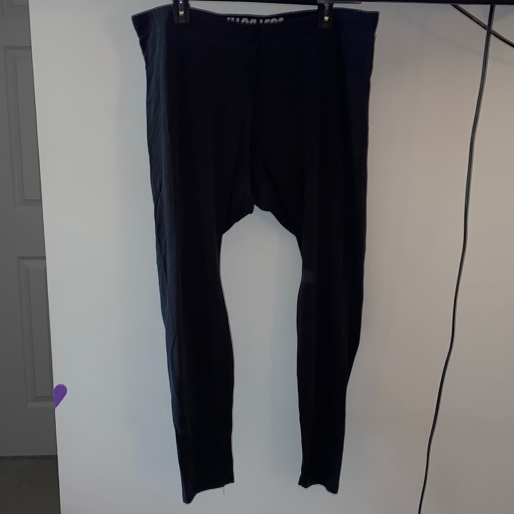 2X Black Nike Leggings with logo on back calf